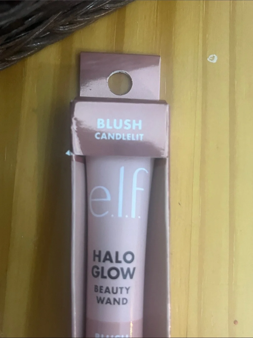 e.l.f. Halo Glow Beauty Wand - Blush Candlelit Item 375